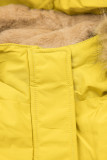 Citronově žlutá parka na zimu s béžovým futrem