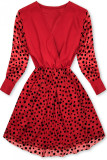 Červené šaty s puntíky