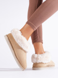 Béžové papuče s umělým kožíškem