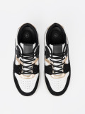 Černo-bílé sneakersy se zlatými detaily