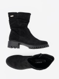 Černé kotníkové kozačky s nařaseným svrškem a zipem