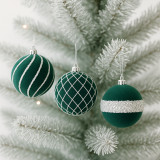 Zelené velurové ozdoby na stromeček, 8 cm, 9 kusů