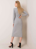 Šedé melírované přiléhavé šaty s rozparkem