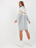 Světle šedé melírované pletené šaty se vzorem