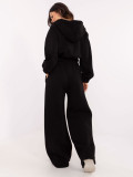 Stylový černý komplet s kapucí