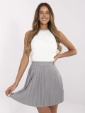 Stylová mini sukně v šedé