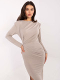 Béžové elegantní midi šaty s dlouhým rukávem a řasením