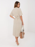 Béžové rozšířené midi šaty s páskem a kapsami