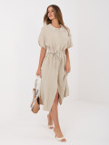Béžové rozšířené midi šaty s páskem a kapsami