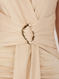 Béžové elegantní midi šaty s překládaným výstřihem a řasením