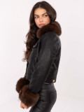 Krátká černá bunda z eko kůže s podšívkou
