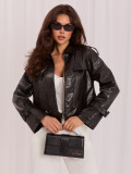 Černá bunda z eko kůže s límečkem