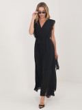 Černé rozšířené midi šaty s páskem