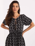 Černé vzorované šaty