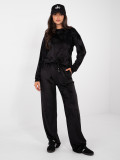 Černá dámská souprava s dlouhým rukávem a ozdobnými detaily