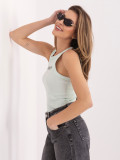 Mátový žebrovaný top s výšivkou