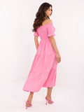 Růžové letní midi šaty s off-shoulder střihem