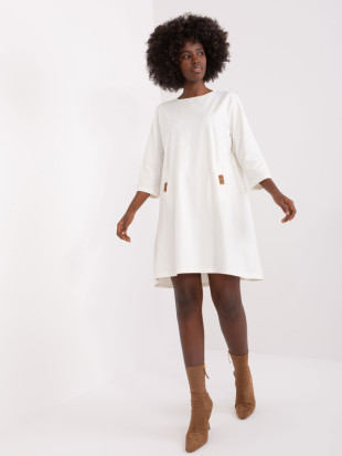 Oversize ecru šaty s 3/4 rukávem
