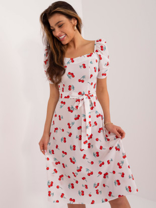 Letní šaty s motivem třešní v bílé