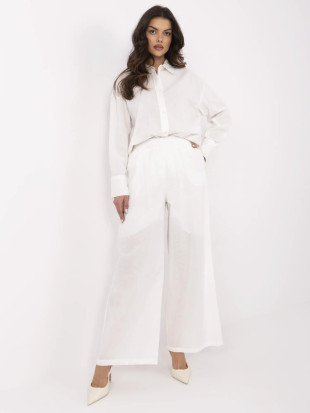 Elegantní komplet v ecru