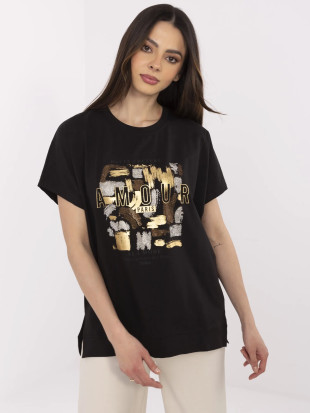 Stylová černá blůza s aplikací