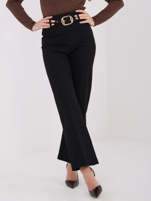 Elegantní černé kalhoty s vysokým pasem a páskem