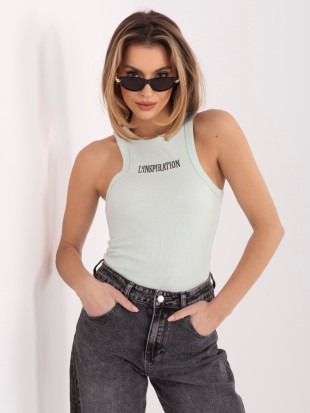 Mátový žebrovaný top s výšivkou