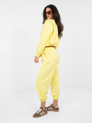 Dámská žlutá souprava s vázáním a vysokým pasem